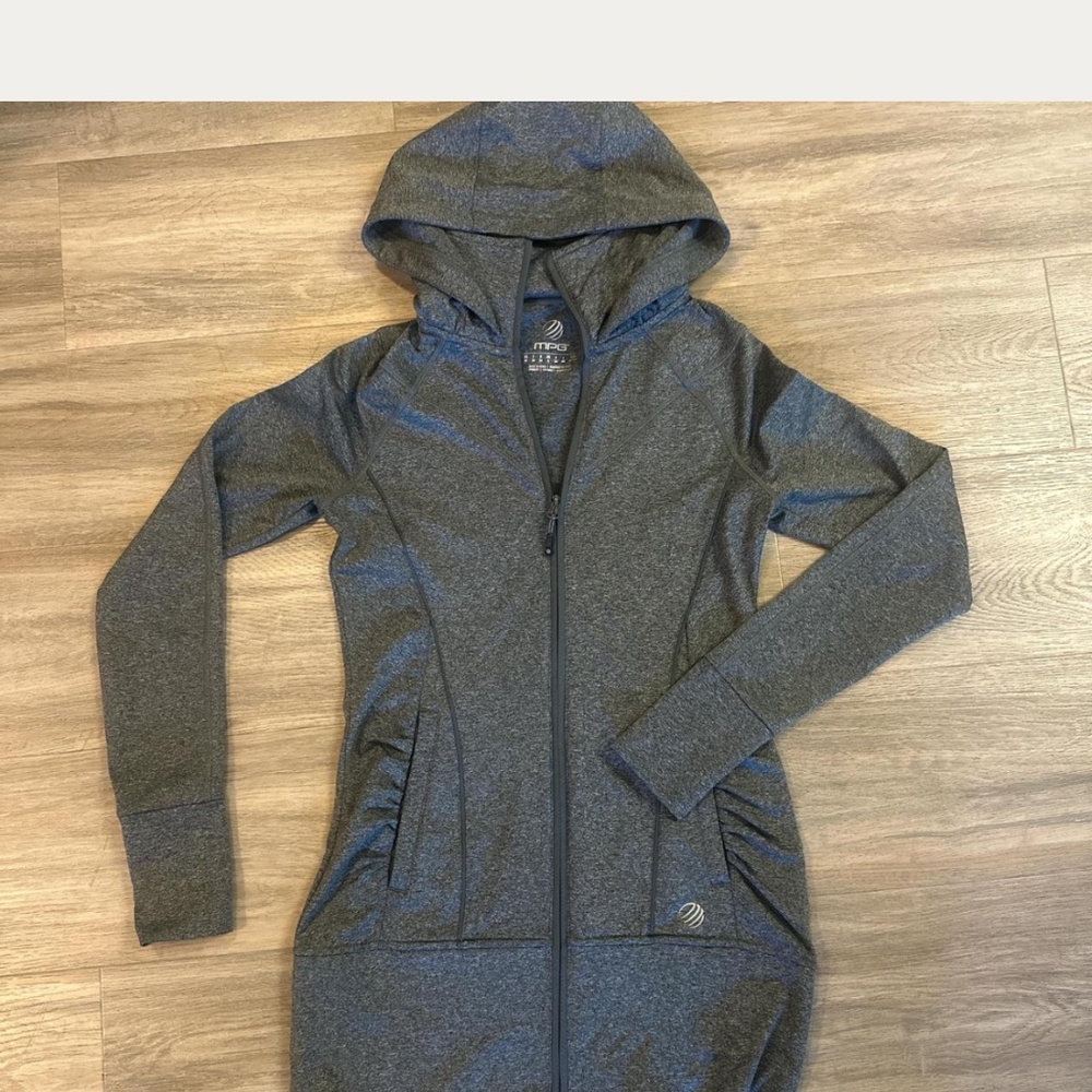 Xs zip up jacket - Picture 3 of 3